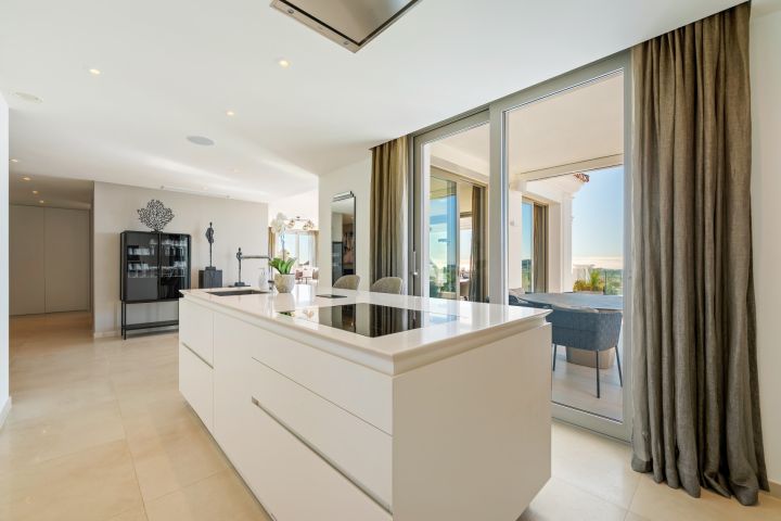 Nine Lions 331 - Stunning Duplex Penthouse