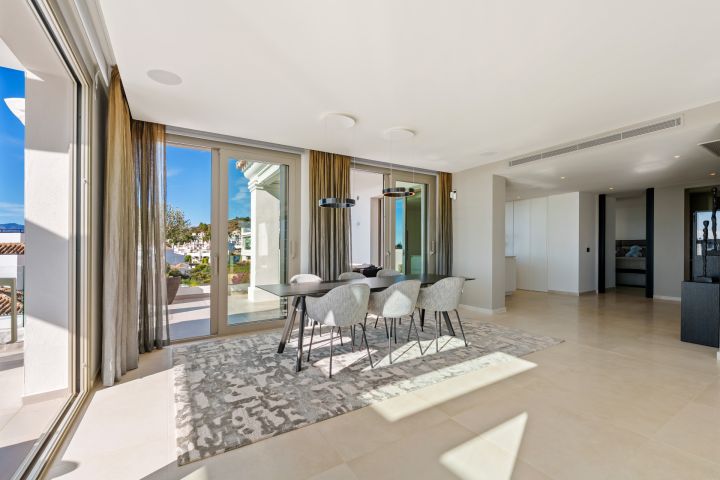 Nine Lions 331 - Stunning Duplex Penthouse