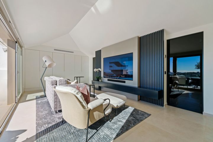 Nine Lions 331 - Stunning Duplex Penthouse