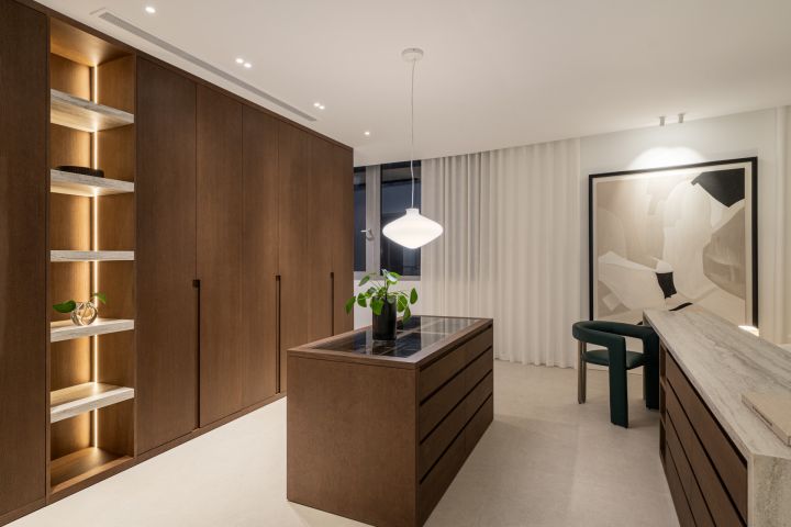 Meisho Hills 205 - Stunning Home in Prime Location