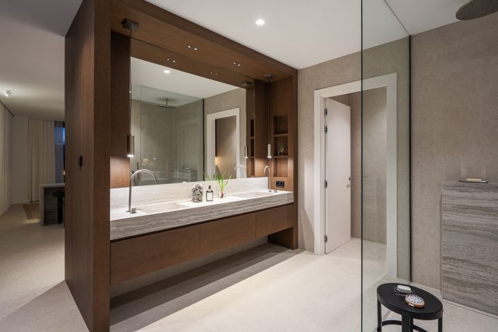 Meisho Hills 205 - Stunning Home in Prime Location