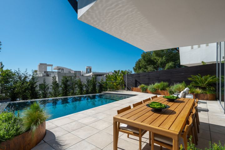Meisho Hills 205 - Stunning Home in Prime Location