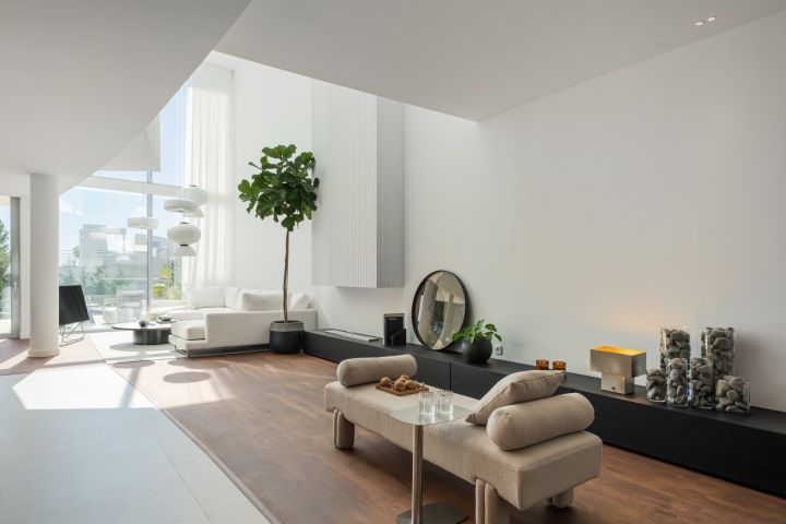 Meisho Hills 205 - Stunning Home in Prime Location