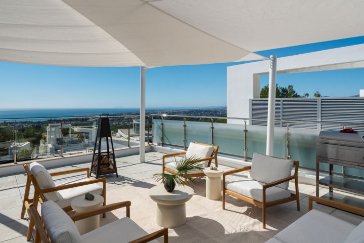 Meisho Hills 205 - Stunning Home in Prime Location