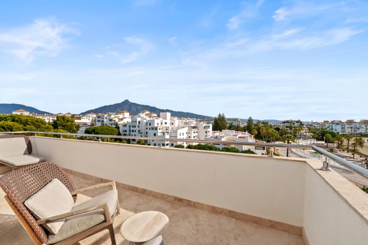 Andalucia del Mar 507 - Beachfront Apartment in Puerto Banús