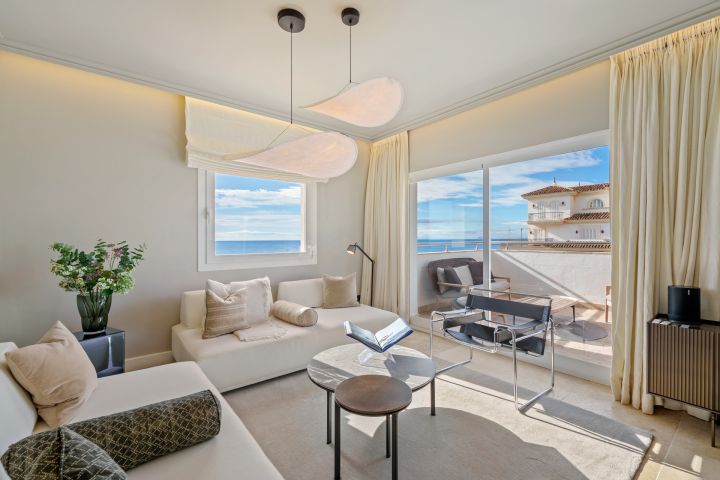 Andalucia del Mar 507 - Beachfront Apartment in Puerto Banús