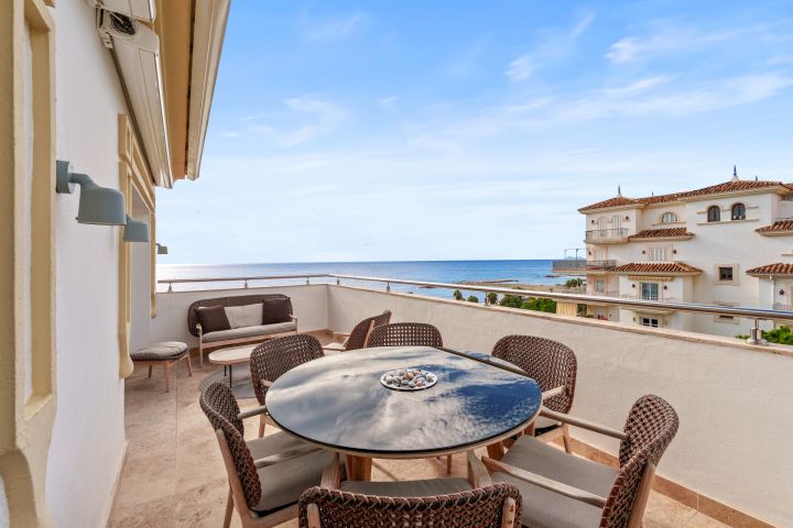 Andalucia del Mar 507 - Beachfront Apartment in Puerto Banús