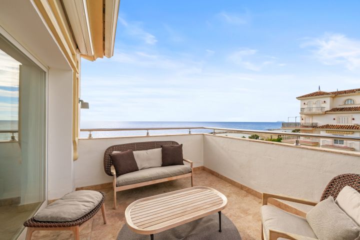 Andalucia del Mar 507 - Beachfront Apartment in Puerto Banús