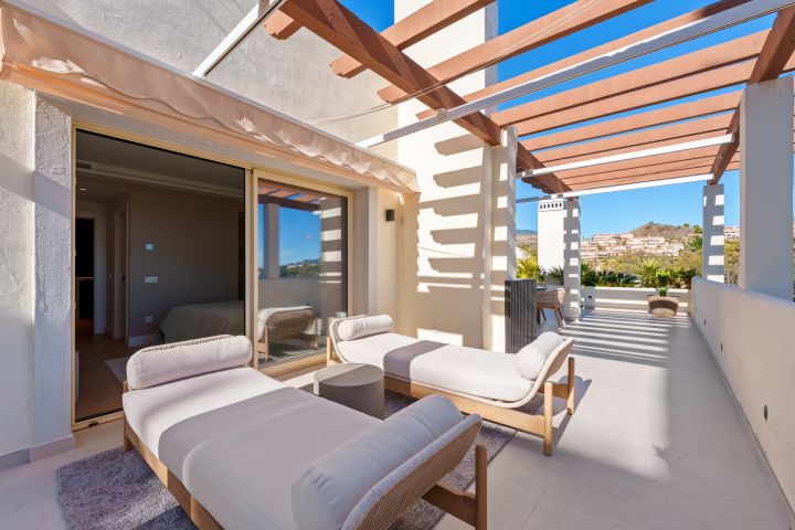 Belvederes 12 - Penthouse Duplex avec Piscine Privée à La Cerquilla