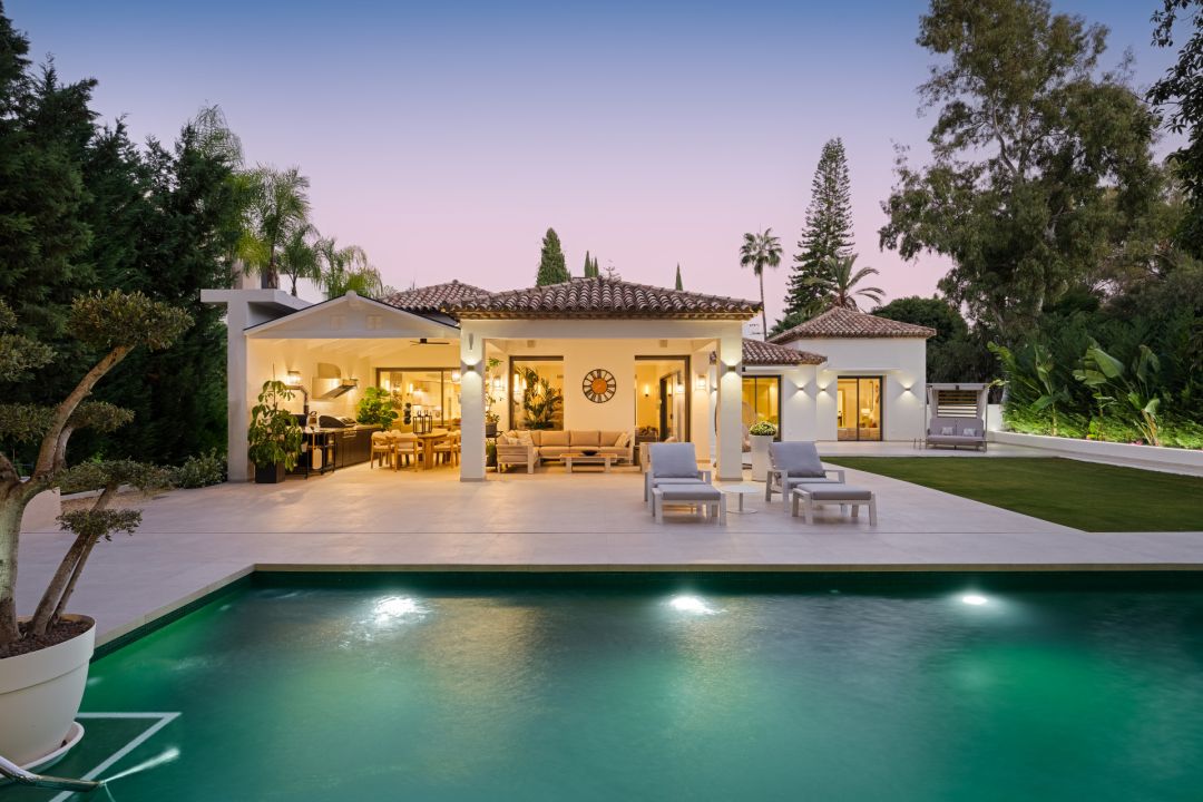 Villa Camelia - Elegancia contemporánea en La Cerquilla, Nueva Andalucía