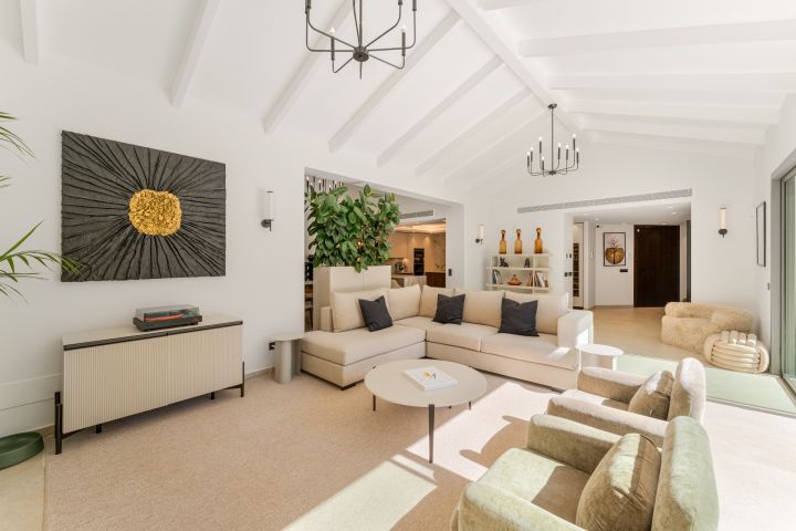 Villa Camelia - Contemporary Elegance in La Cerquilla, Nueva Andalucía