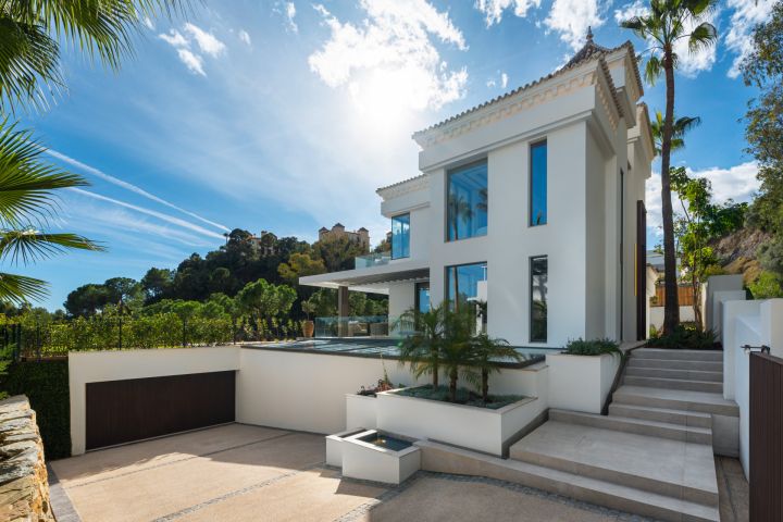 The Ridge - One-of-a-kind Villa in El Herrojo