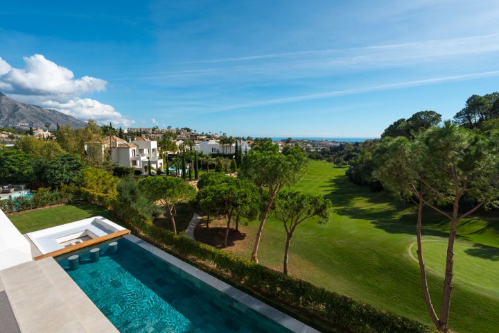 The Ridge - One-of-a-kind Villa in El Herrojo
