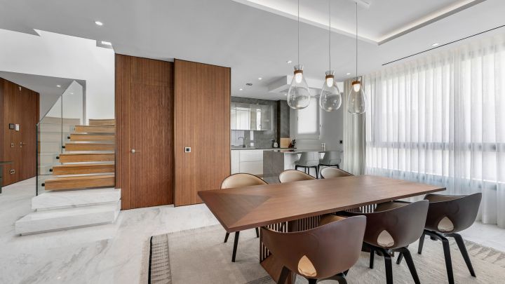 Epic Penthouse - Elegant Residence on the Golden Mile