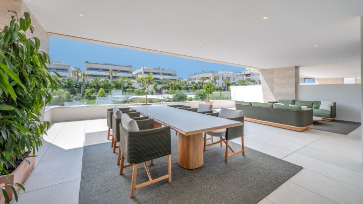 Epic Penthouse - Elegant Residence on the Golden Mile