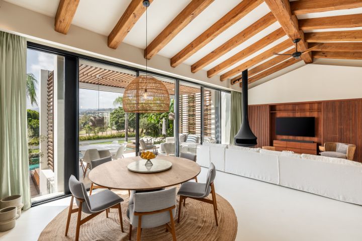 Orion 53 - Exclusive Front-Line Golf Villa in Nueva Andalucía