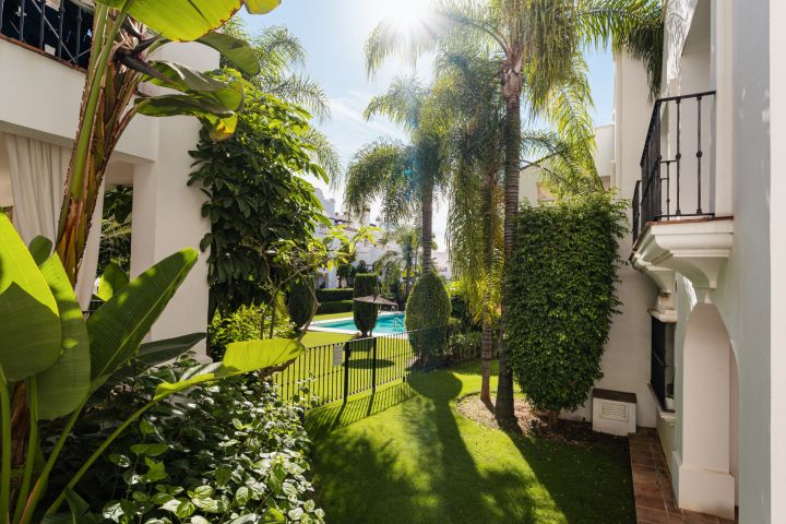 Montebello Apartment - Elegant Three-Bedroom Home