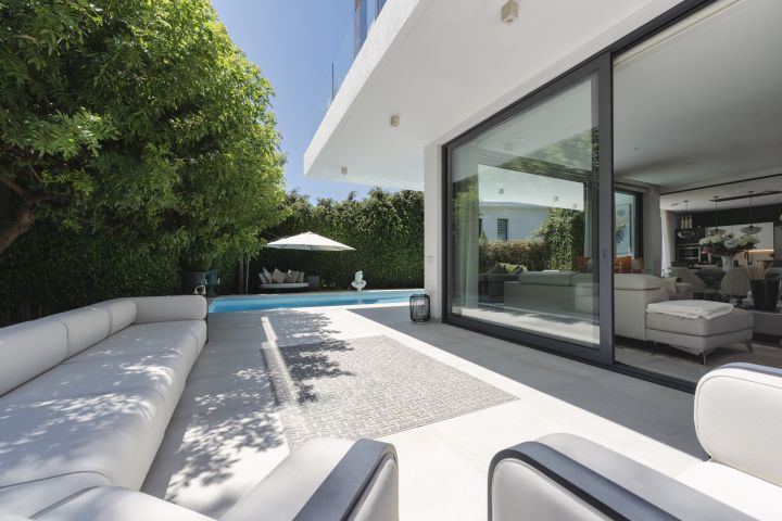 Arboleda - Contemporary Villa in Estepona