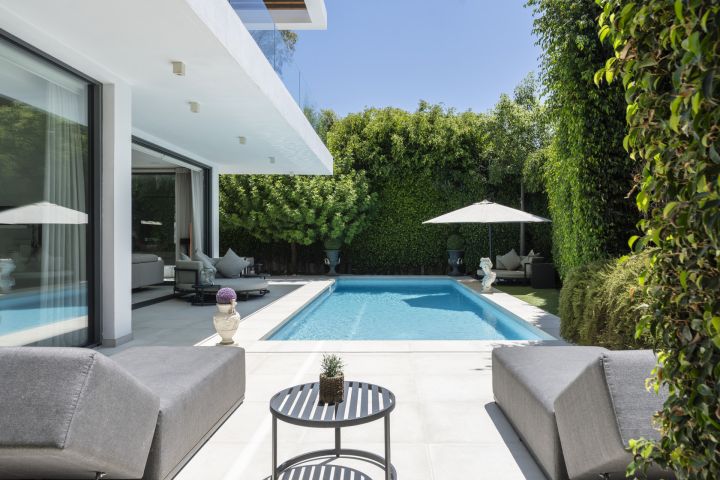Arboleda - Contemporary Villa in Estepona