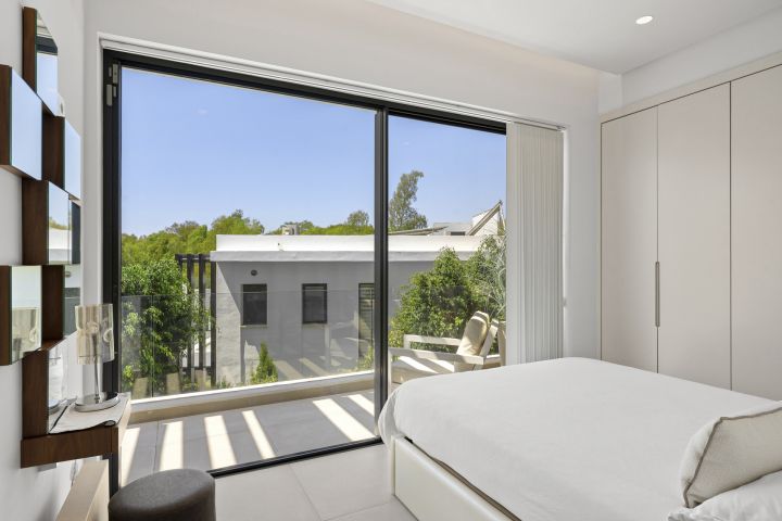 Arboleda - Contemporary Villa in Estepona