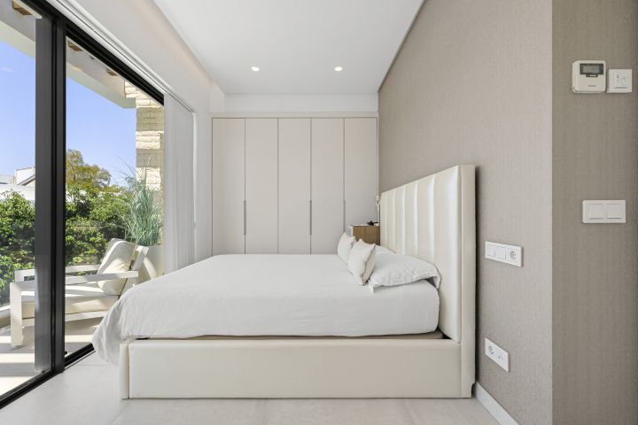 Arboleda - Contemporary Villa in Estepona