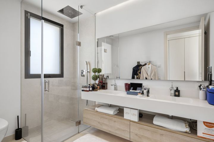 Arboleda - Contemporary Villa in Estepona