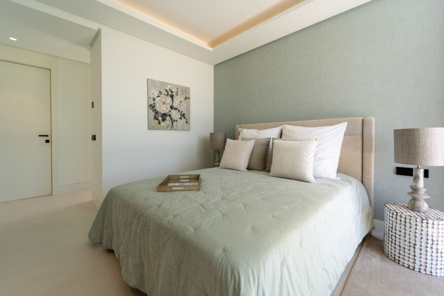 Villa Alba - 5-Bed Front Golf Villa in Nueva Andalucia, Marbella