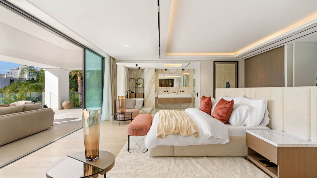 La Quinta 107 - Elegant Luxury Property offering Golf Views in La Quinta