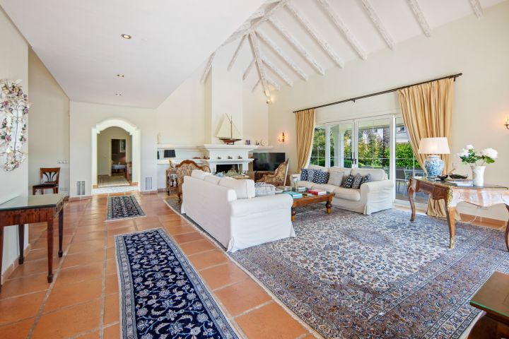 Casa Constanze - Charming Villa in Nueva Andalucía