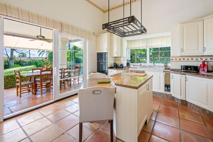 Casa Constanze - Charming Villa in Nueva Andalucía