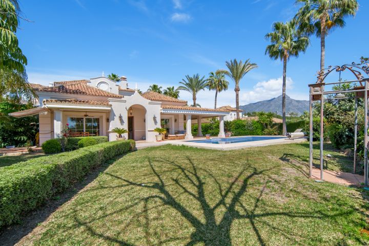 Casa Constanze - Charming Villa in Nueva Andalucía