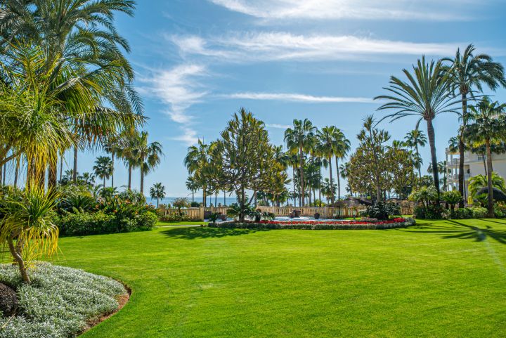 Las Dunas Park 505 - Apartment with Sea Views in Estepona