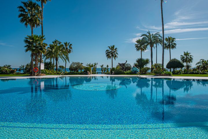 Las Dunas Park 505 - Apartment with Sea Views in Estepona