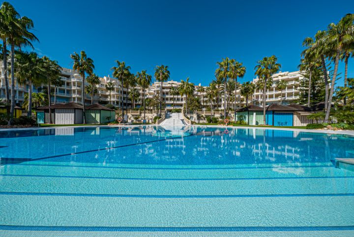 Las Dunas Park 505 - Apartment with Sea Views in Estepona