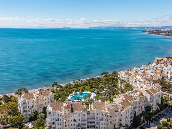 Las Dunas Park 505 - Apartment with Sea Views in Estepona