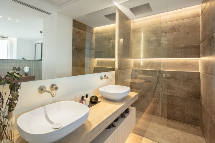 Villa Mare - Modern Home with Panoramic Views