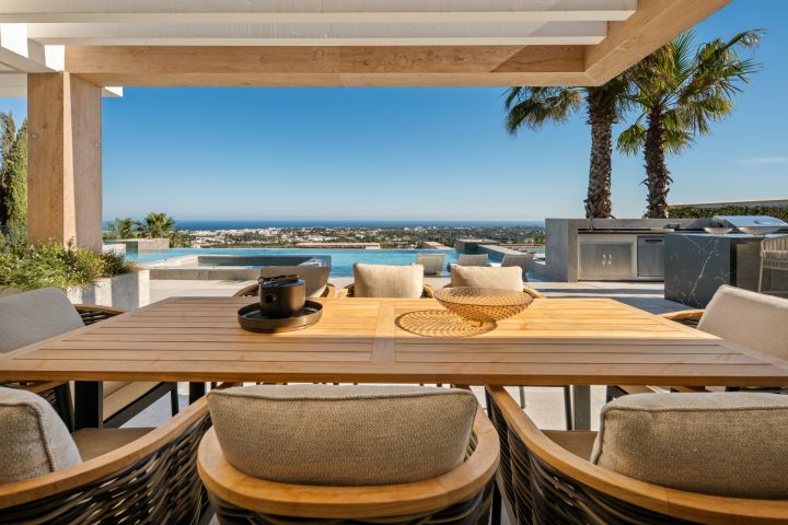 Villa Mare - Modern Home with Panoramic Views