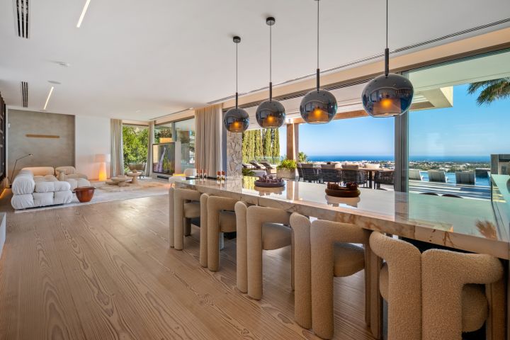 Villa Mare - Modern Home with Panoramic Views