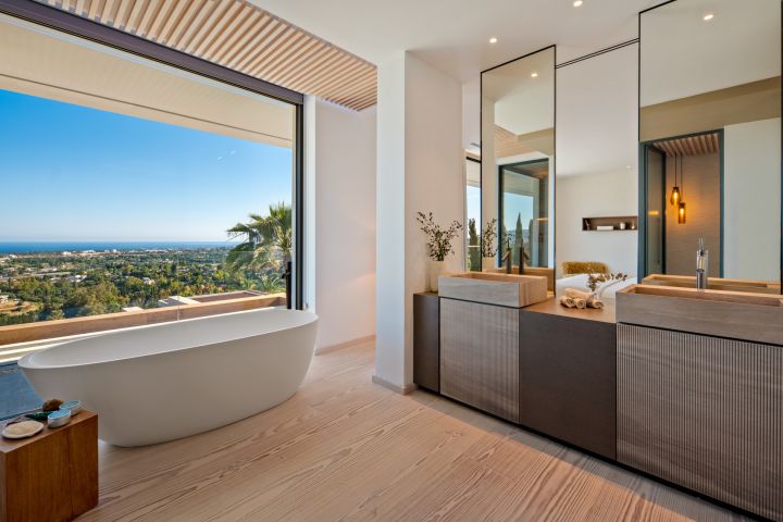 Villa Mare - Modern Home with Panoramic Views