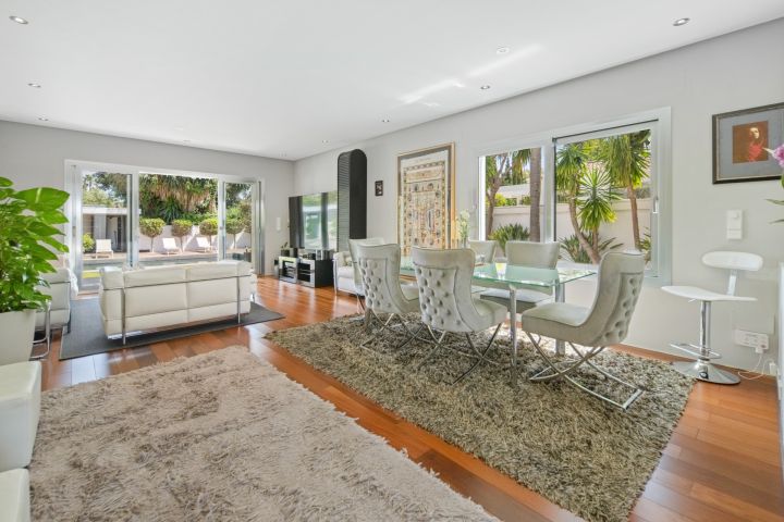 Acueducto 40 - Modern Villa in a Prime Location