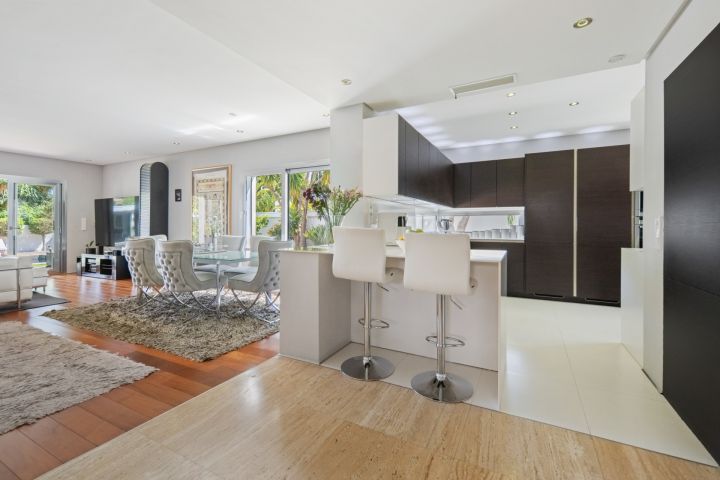 Acueducto 40 - Modern Villa in a Prime Location