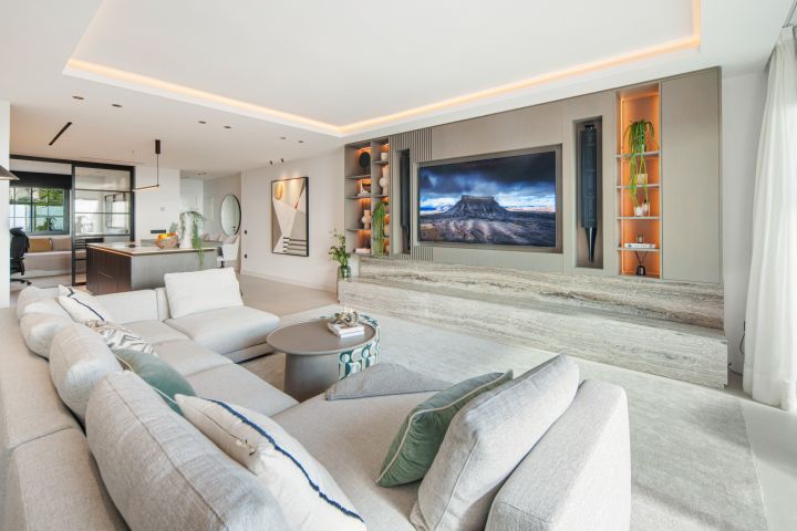 Monte Halcones 3F - Stunning Duplex Penthouse in Prime Location