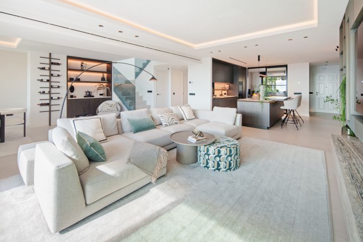 Monte Halcones 3F - Stunning Duplex Penthouse in Prime Location