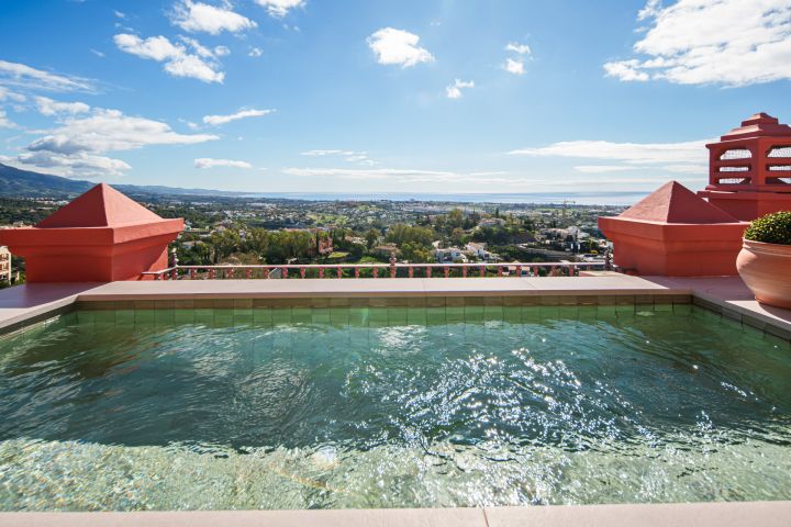 Monte Halcones 3F - Stunning Duplex Penthouse in Prime Location