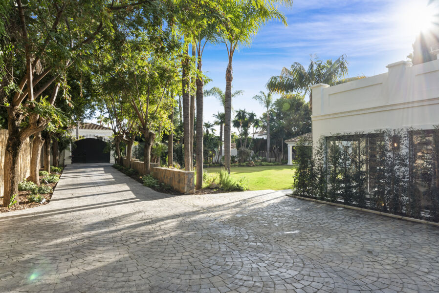 La Hacienda - Amplia vivienda moderna con vistas panorámicas
