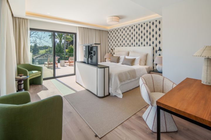 Cerquilla One - Impressive Frontline Golf Villa