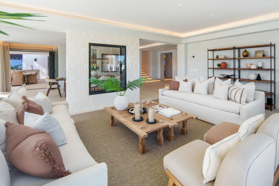 Cerquilla One - Impressive Frontline Golf Villa