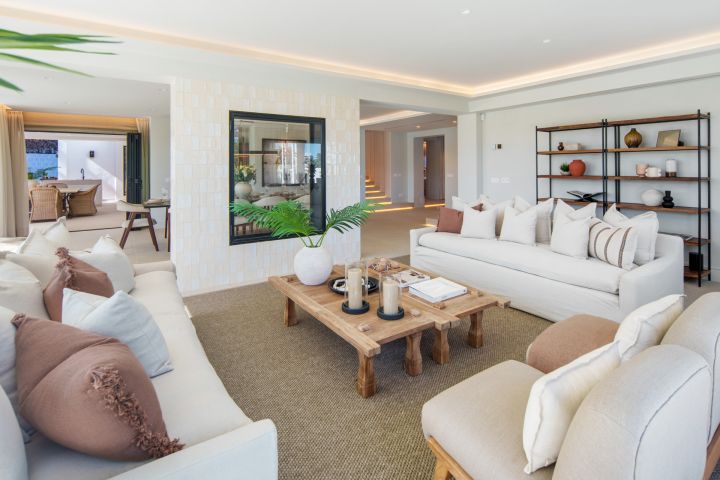 Cerquilla One - Impressive Frontline Golf Villa