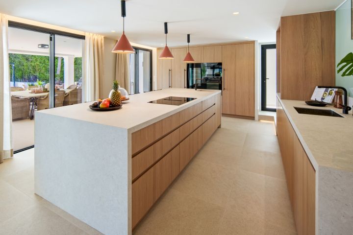 Cerquilla One - Impressive Frontline Golf Villa