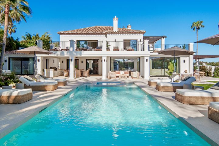 Cerquilla One - Impressive Frontline Golf Villa